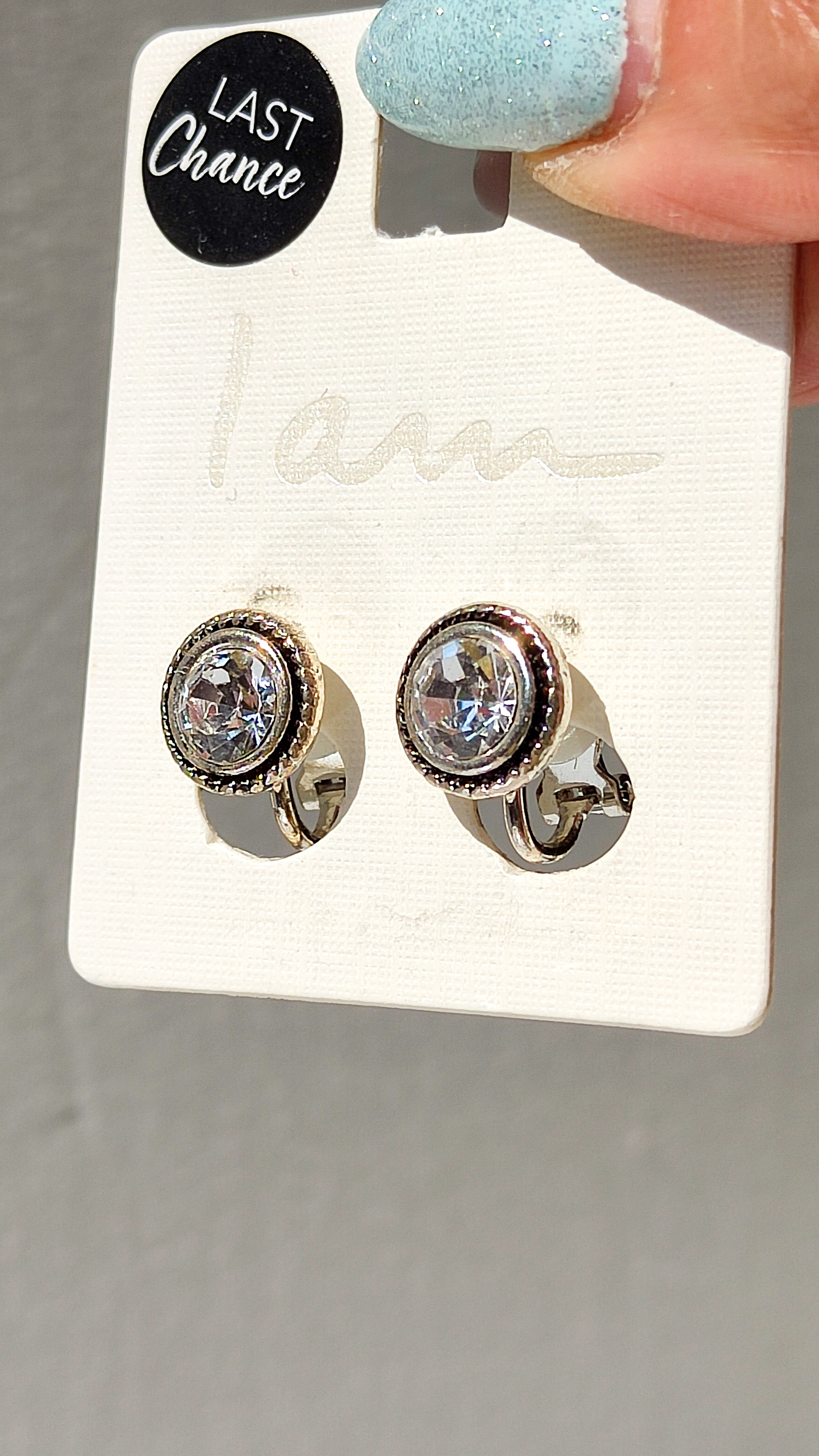 گوشواره کلیپسی(بدون نیاز به سوراخ گوش) بارکدار برند i am مدل دایموند